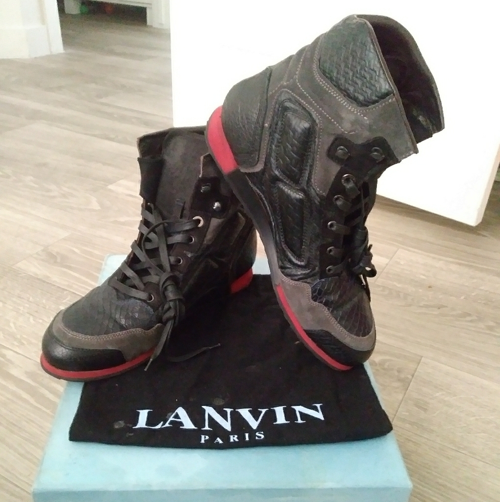 DESIGNER! LANVIN PARIS 9.5 NAVY BLUE/ GRAY SHOE!!